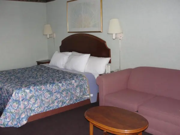 Budget Inn Main image